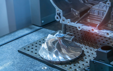 鋁合金被氧化處理過為什么就不能導(dǎo)電了？